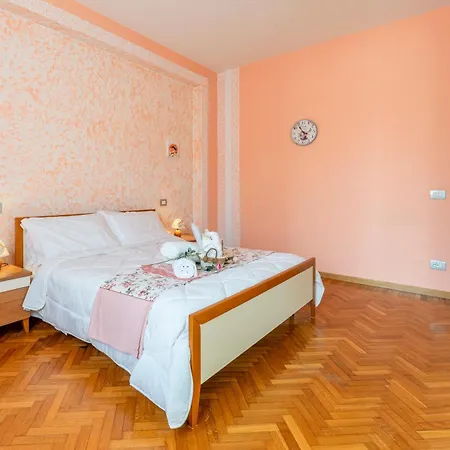 Apartman Leandro's House Near Thermal Baths Montecatini Terme